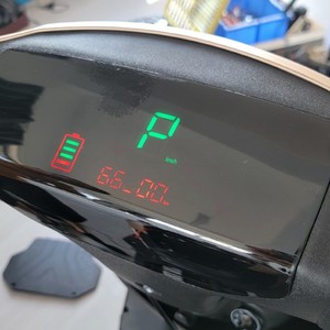 Trottinette électrique H8 72V 20Ah longue portée pour trajets urbains, moteur sans balais - Product Image 3