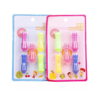 Portalápices <span class=keywords><strong>de</strong></span> silicona para niños, ayuda para <span class=keywords><strong>escribir</strong></span> a mano, empuñadura <span class=keywords><strong>de</strong></span> bolígrafo, <span class=keywords><strong>corrector</strong></span> <span class=keywords><strong>de</strong></span> escritura para niños, empuñaduras <span class=keywords><strong>de</strong></span> lápiz - Product Image 4