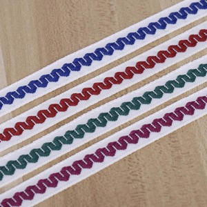 Nhà Máy Bán Buôn Jacquard <span class=keywords><strong>Webbing</strong></span> Tùy Chỉnh Kích Thước 12-<span class=keywords><strong>24Mm</strong></span> Phụ Kiện May Mặc Vải Dây Đeo Ribbon <span class=keywords><strong>Polyester</strong></span> Vải Cho Quần Áo - Product Image 1