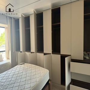 Armoire intégrée moderne XINGRUO sur mesure avec portes blanches <span class=keywords><strong>sans</strong></span> poignées, vitrine en verre et niche de vanité - Product Image 2