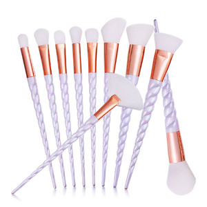 10 unids/set de <span class=keywords><strong>brochas</strong></span> de <span class=keywords><strong>maquillaje</strong></span> con cerdas de colores, juego de <span class=keywords><strong>brochas</strong></span> de <span class=keywords><strong>maquillaje</strong></span> de fantasía, Kit de <span class=keywords><strong>brochas</strong></span> <span class=keywords><strong>para</strong></span> base de sombra de ojos - Product Image 1