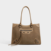 Sac fourre-tout mat rétro pour femme – Nouvelle collection automne/hiver 2026 – Grand sac à main clouté avec fermeture éclair, élégant, porté épaule/bandoulière