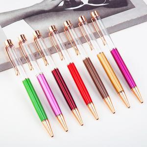 Stylo bille DIY rechargeable en métal vide avec paillettes de sable liquide et feuilles d'or, personnalisable avec logos imprimés, idéal pour cadeau d'enfant - Product Image 5