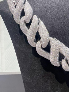 สร้อยคอฮิปฮอปชุบทองประดับเพชรโมอิสซาไนต์ VVS ขายดี รุ่น Cuban Chain สำหรับผู้ชาย - Product Image 3