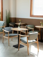 Table à manger en bois de frêne siège en cuir chaise de salle à manger pour café restaurant occidental