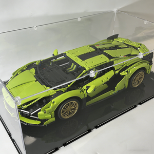 Elegante Vitrina Acrílica Ecológica con Base de Color Personalizable y Pre-Ensamblada para Exhibición de Modelos de Autos en Casa - Product Image 3