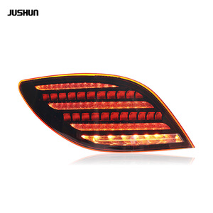 Feux arrière LED Jushun pour Mercedes-Benz Classe R W251 Edition Diamant 12V Rouge Fumé Noir - Product Image 2