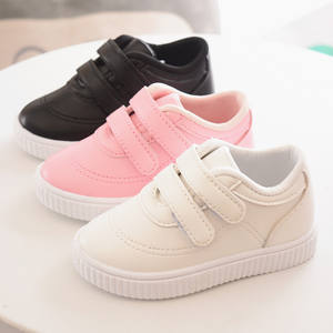 2023 printemps automne chaussures simples bébé blanc semelle souple <span class=keywords><strong>enfant</strong></span> en bas âge petits enfants en cuir chaussures décontractées pour enfants - Product Image 3