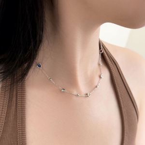 Colliers pendentifs en forme de cœur en argent S925 plaqué rhodium avec zircone cubique 5A, bijoux de mode au design minimaliste Dylam pour femmes - Product Image 5