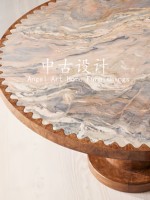 Table à manger de luxe en résine marbrée naturelle et imitation bois, style Moyen Âge, confectionnée à la main par des designers, avec une touche artistique