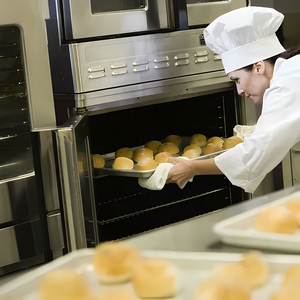 Ensemble d'équipement de boulangerie de Guangzhou Machine de cuisson du pain Équipement complet de cuisson de gâteaux Équipement de pâtisserie pour le commerce - Product Image 2