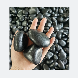 ก้อนกรวดหินธรรมชาติสีดำเงา - Product Image 3