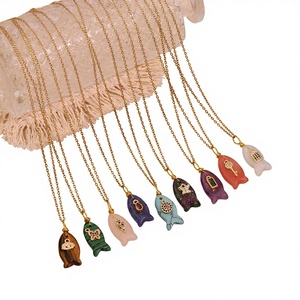 Collier pendentif délicat en forme de poisson en pierre naturelle et zircon, chaîne à maillons en acier inoxydable plaqué or, mignon et tendance pour femme, usage quotidien - Product Image 6