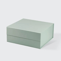 Boîte cadeau en papier luxueuse réutilisable, doublure en carton rigide, rembourrage en éponge douce, couleur unie, gaufrage, fermeture magnétique pour