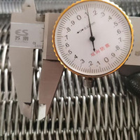 Chaîne de transport inclinée en acier inoxydable 304 de qualité alimentaire pour four de refusion et de refroidissement de biscuits et pâtisseries