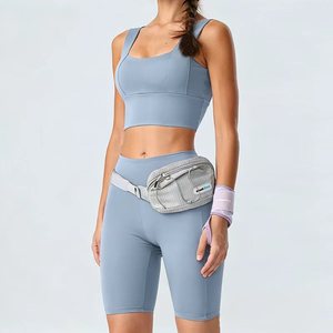 Ensemble de yoga effet seconde peau 2 pièces pour femme : Soutien-gorge de sport à col carré et short cycliste dos croisé pour la gym et le fitness - Product Image 3