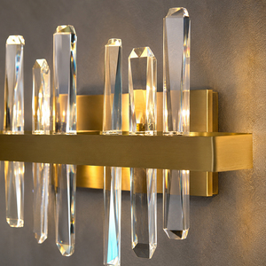 Applique murale horizontale de luxe simple avec tige en cristal et plaque arrière en laiton pour éclairage mural résidentiel et commercial - Product Image 3