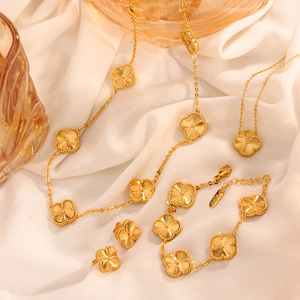 NOVITÀ <span class=keywords><strong>2026</strong></span> Set di Gioielli Collana Orecchini in Acciaio Inossidabile Gioielli alla Moda - Product Image 1