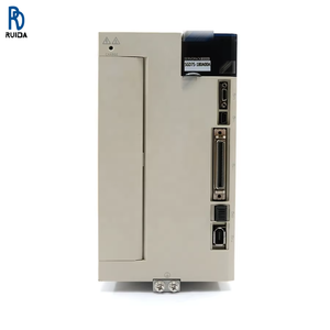 SGD7S-180A00A Servomoteur AC 200V, contrôleur de moteur de précision pour la robotique et les machines CNC - Product Image 1