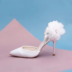 Atacado plataforma bombas brancas-Sapatos de luxo elegantes, sapatos elegantes brancos de chiffon com flores, plataforma macia