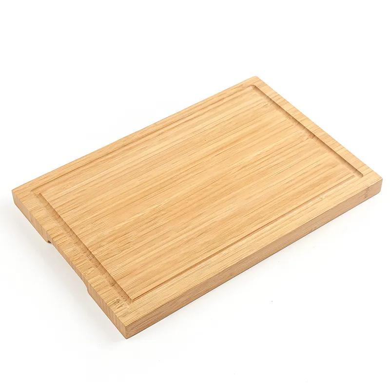 Planche à découper en bois de bambou personnalisée en gros bloc à découper avec rainure à jus et poignée de bord