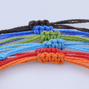 Bracelet en cordon ciré tressé avec empreintes de pattes de chat et de chien, accessoire minimaliste et polyvalent pour femme, best-seller - Product Image 4