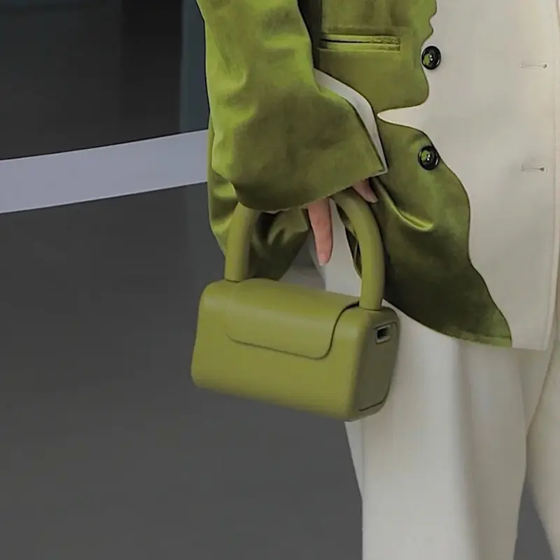 2021 Vintage leather French Retro Luxury Shoulder Bag Women Small Ladies Purse and Handbags underarm Bag