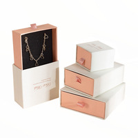 Boîte à bijoux en papier avec logo personnalisé, emballage en carton finition mate, montre-bracelet collier boucle d'oreille, avantage UV-industriel