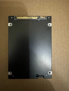 KCD8XPUG12T8 CD8P Serie V 12.8TB U3 NVMe 2.0 PCIe5.0 X4 TLC SSD Empresarial de 2.5 Pulgadas 15MM para Uso Mixto en Centros de Datos - Product Image 4