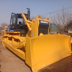 Bulldozer sur chenilles d'occasion Shantui SD32, modèle 2023, 320 CV, fabriqué en Chine, capacité de défrichage de 8 m, idéal pour l'ouverture de terrains montagneux - Product Image 2