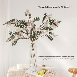 Ramillete de Lilas Artificiales de Estilo Nórdico Minimalista, Flores Silvestres Artificiales Realistas para Colgar en la Pared del Dormitorio, Estante de la Sala de Estar - Product Image 1