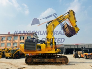 รถขุดไฮดรอลิกโคมัตสึ PC800 80 ตัน เครื่องยนต์ดีเซล สภาพดีเยี่ยม ไม่มีประวัติอุบัติเหตุ กำลังสูงสุด สอบถามเพิ่มเติม - Product Image 2