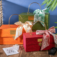 Boîte cadeau personnalisée en matériau recyclé avec poignée, fermeture magnétique, logo imprimé, revêtement UV, série de valises en carton rigide