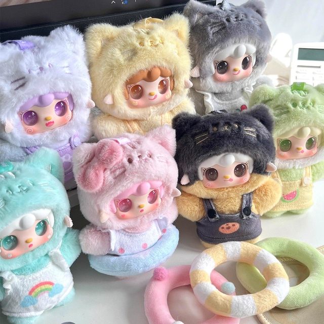 Genuine Yooki Summer Party Cat Series Plush Blind Box Soft Fluffy Kitten Plushie with Swim Ring for Collection