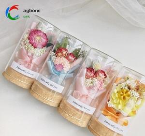 Couverture en verre fleur éternelle blocs de construction poupées de fleurs séchées figurines faites à la <span class=keywords><strong>main</strong></span> bâtons d'acclamations boîte de présentation anti-poussière couvercle en liège - Product Image 5