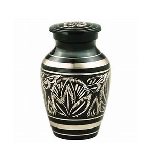 ELEGANCIA METÁLICA, Urna Funeraria de Latón Estilo Americano, Hecha a Mano, de Alta Calidad, Lista para Envío, Recuerdo Conmemorativo para Bebés - Product Image 4