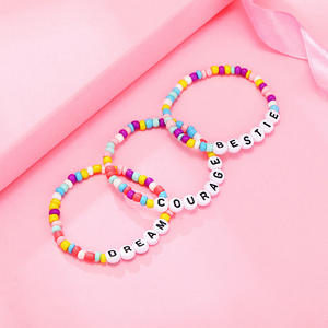 Pulseras Elásticas Personalizadas para Niños con Letras Iniciales de Acrílico en Forma de Corazón, Redondas <span class=keywords><strong>y</strong></span> Cuadradas, Cuentas de Semillas, Pulsera para Niños <span class=keywords><strong>y</strong></span> Mujeres Amigas BFF - Product Image 4