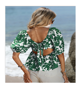 Top de verano cómodo de manga larga asimétrico con estampado floral y tejido, de corte regular, ideal para discotecas, fiestas y uso casual. - Product Image 1
