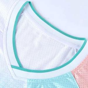 Uniformes de tennis unisexes de haute qualité, col en V, sans manches, personnalisés, sublimation, polyester, séchage rapide, extensibles dans 4 directions, respirants - Product Image 2