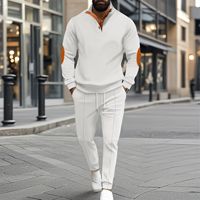 Ensemble 2 pièces pour homme : Sweat-shirt à col montant semi-boutonné avec empiècements gaufrés aux coudes et pantalon à cordon de serrage