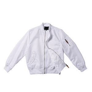 Minimalista blanco al por mayor de encargo de los hombres de invierno Bomber Casual poliéster chaquetas de bombardero para adultos chaquetas de bombardero para hombre - Product Image 1
