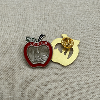 Épingles porte-bonheur personnalisées en forme de trèfle à quatre feuilles, badges souvenirs en métal émaillé pour souvenirs de pays