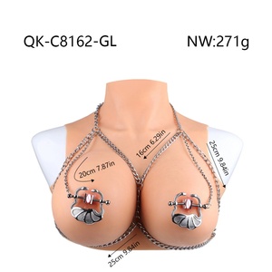 ที่หนีบหัวนมคู่รูปงู QKKQ พร้อมโซ่เหล็ก ชุดอุปกรณ์ BDSM สำหรับเกมรัดรึง ที่หนีบหัวนมเซ็กซี่สำหรับผู้หญิง - Product Image 3