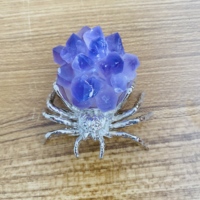 Figura de Araña de Cristal de Metal con Racimo de Amatista Natural, Adorno Creativo de Animal de Cristal para Decoración del Hogar y Escritorio, Festival