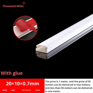 משלוח חינם מכירה ישירה מהמפעל, פס דקורטיבי לבן עבה מ-PVC, תוצרת סין, לקישוט הבית, להתקנה ללא מסמרים, להתקנת חיווט. - Product Image 3