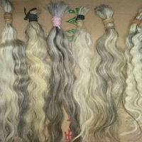 Vente en gros Fabricant Fournisseur Non Transformé Naturel Couleur Argent Brut Vierge Gris Perruques Cheveux Humains Queues de Cheval Paquets