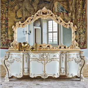 <span class=keywords><strong>Buffet</strong></span> de style <span class=keywords><strong>baroque</strong></span> en chêne massif avec design antique sculpté - Meubles de salle à manger exclusifs - Product Image 1