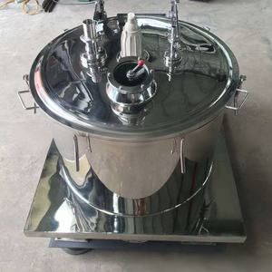 Hermetic Sealed Stainless Steel <strong>Centrifuge</strong> Manual Loading 401-500L/H Capacity 380V/220V/110V Compatibility 1500RPM Setting Speed - Product Image 3