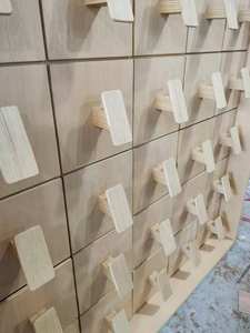 خزانة عرض تُثبت في الحائط لمتجر هواتف محمولة، أرفف عرض عائمة لإكسسوارات متاجر آبل وحافظات الهواتف - Product Image 4