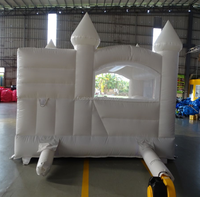 Château gonflable Commercial pour enfants, maison gonflable avec glissière, château gonflable de mariage blanc avec fosse à balles à vendre